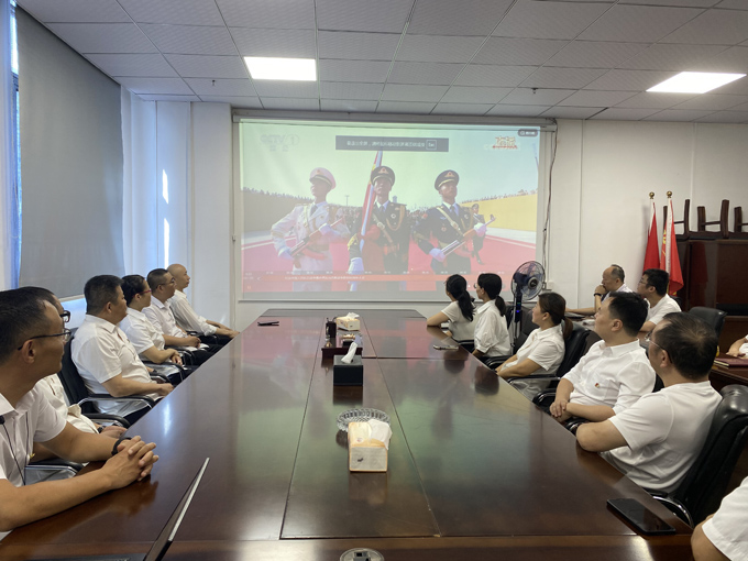 汲取奮進(jìn)力量 共筑愛(ài)國(guó)情懷